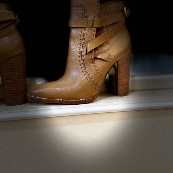 Tan Rachel Zoe ankle boot. Great condition. - Picture 16 of 16